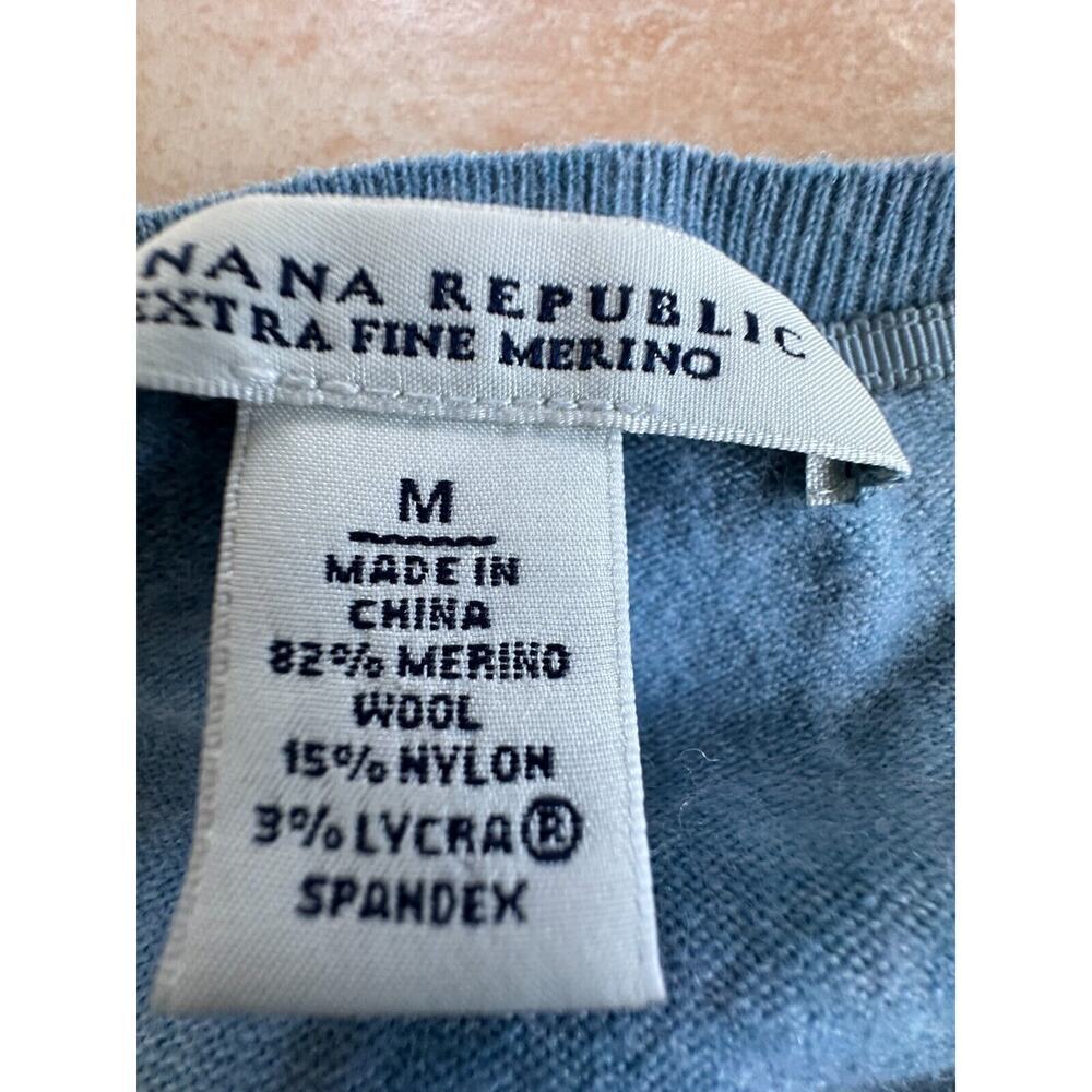 Worn twice! Banana Republic‎ Blue Extra Fine Merino wool Blend Women size M - Picture 6 of 8